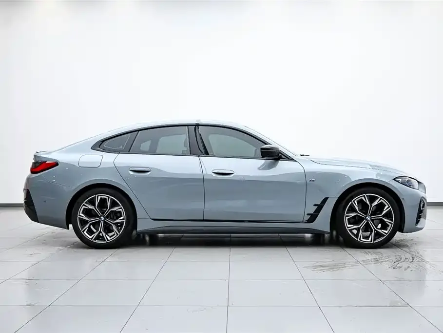 BMW 4 Series 2022 из CN, фото 9