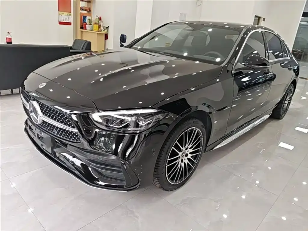 Mercedes-Benz C-Class — фото 1