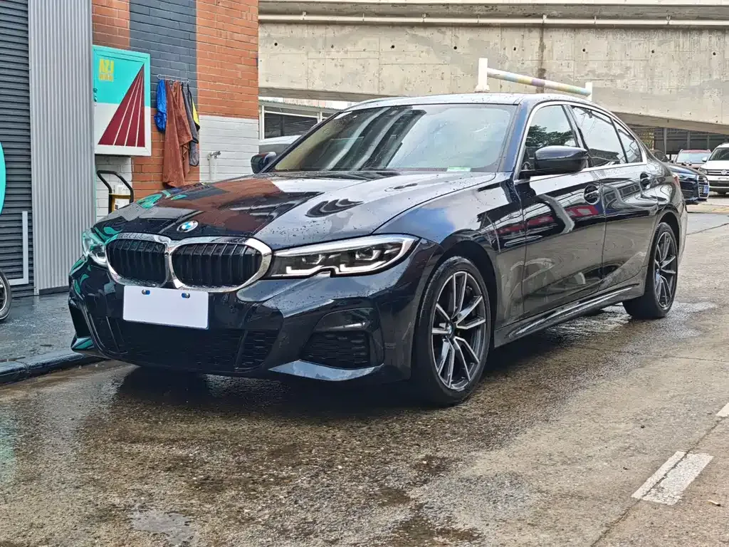 BMW 3 Series — фото 1