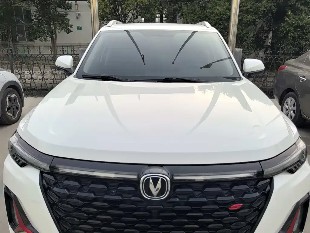 Changan CS35PLUS — фото 10
