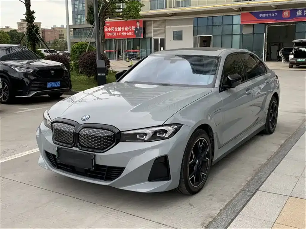 BMW i3 — фото 1