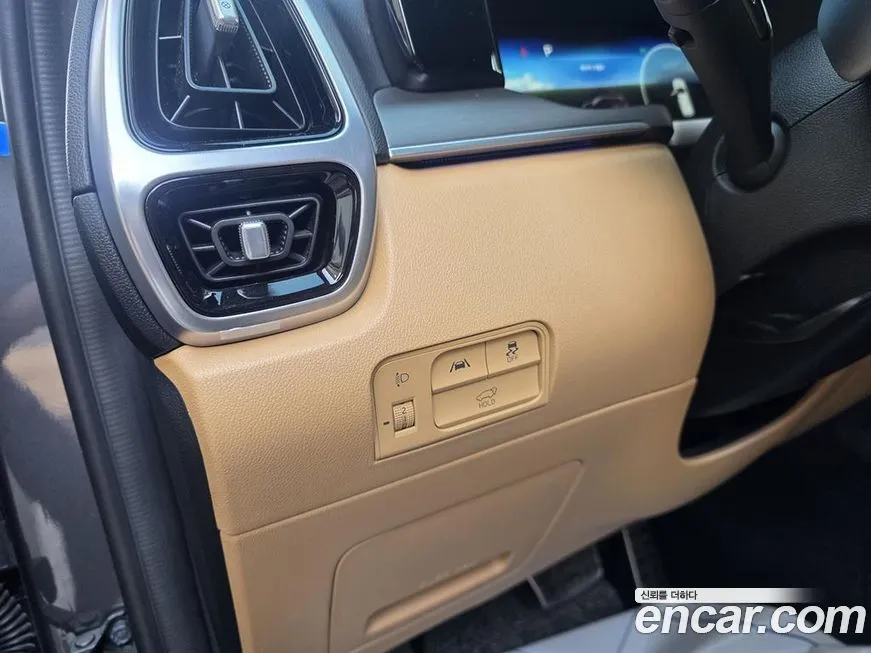 Kia Sorento — фото 8