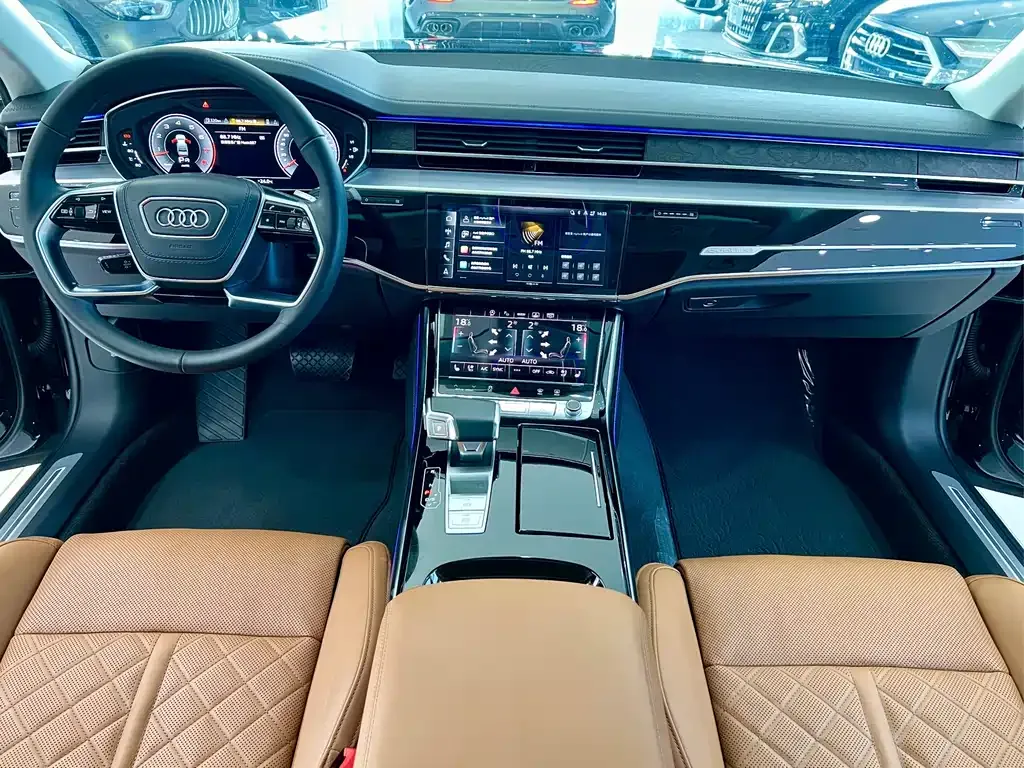 Audi A8 — фото 9