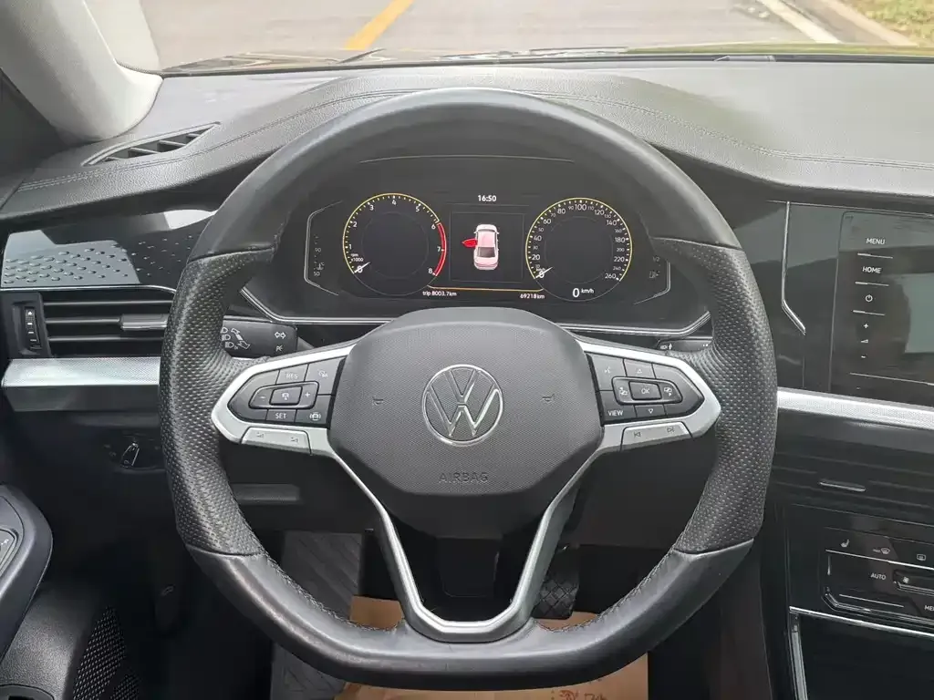 Volkswagen Passat — фото 4