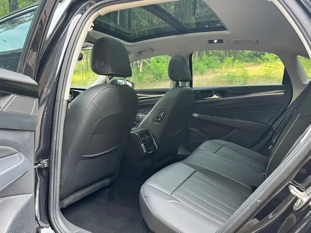 Volkswagen Passat — фото 5