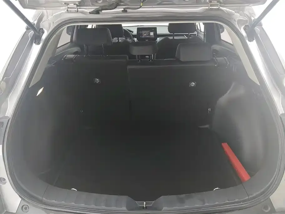 Toyota Corolla Cross — фото 6