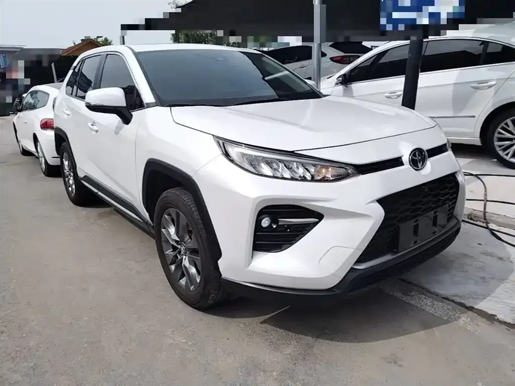 Toyota Wildlander — фото 2