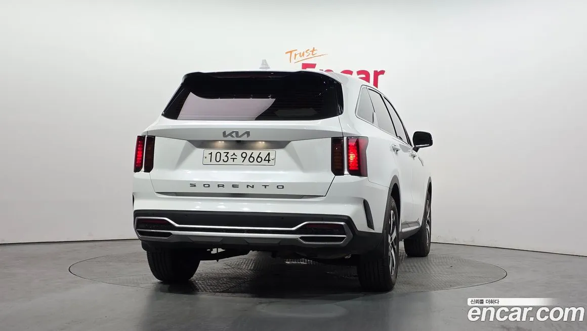 Kia Sorento — фото 3