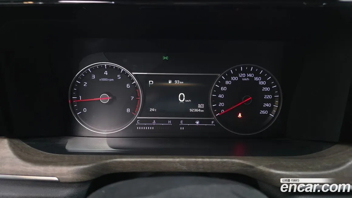 Kia Sorento — фото 5