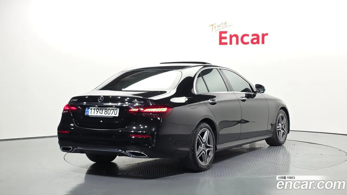 Mercedes-Benz E-Class 2023 из KR, фото 2