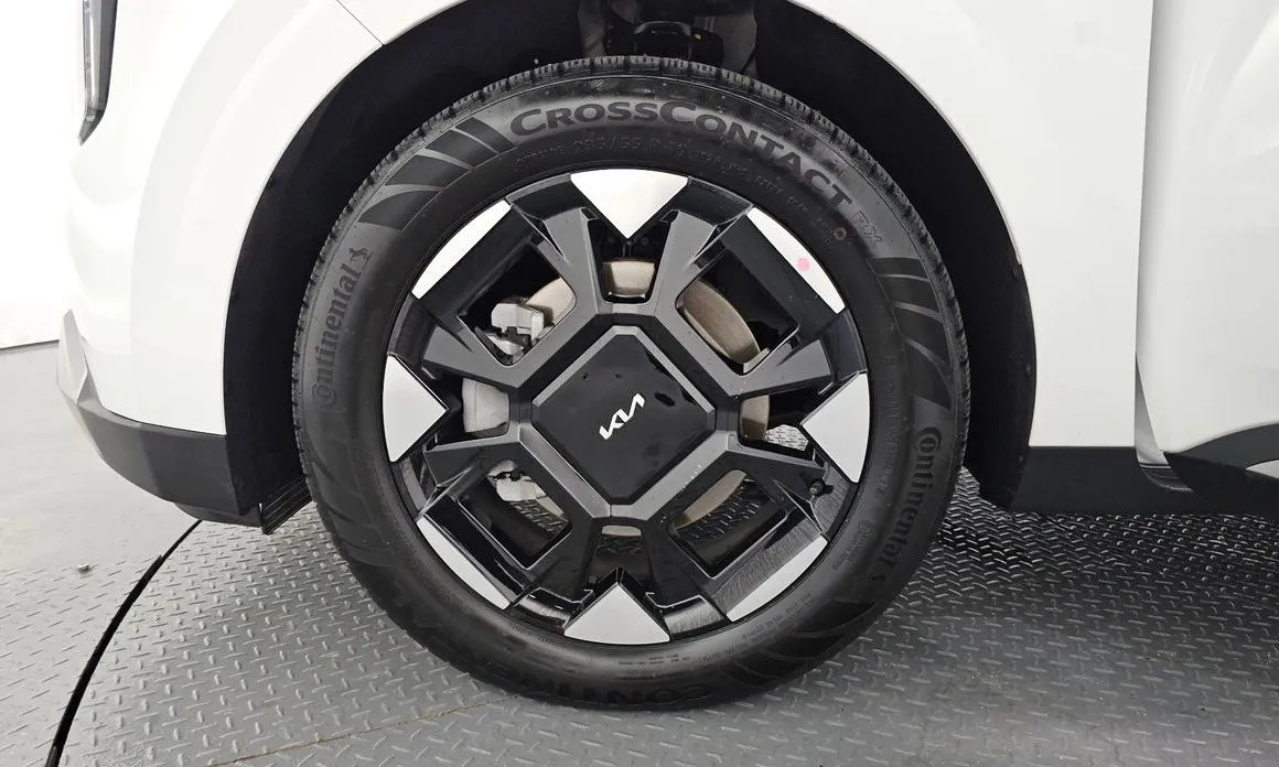 Kia Carnival — фото 10