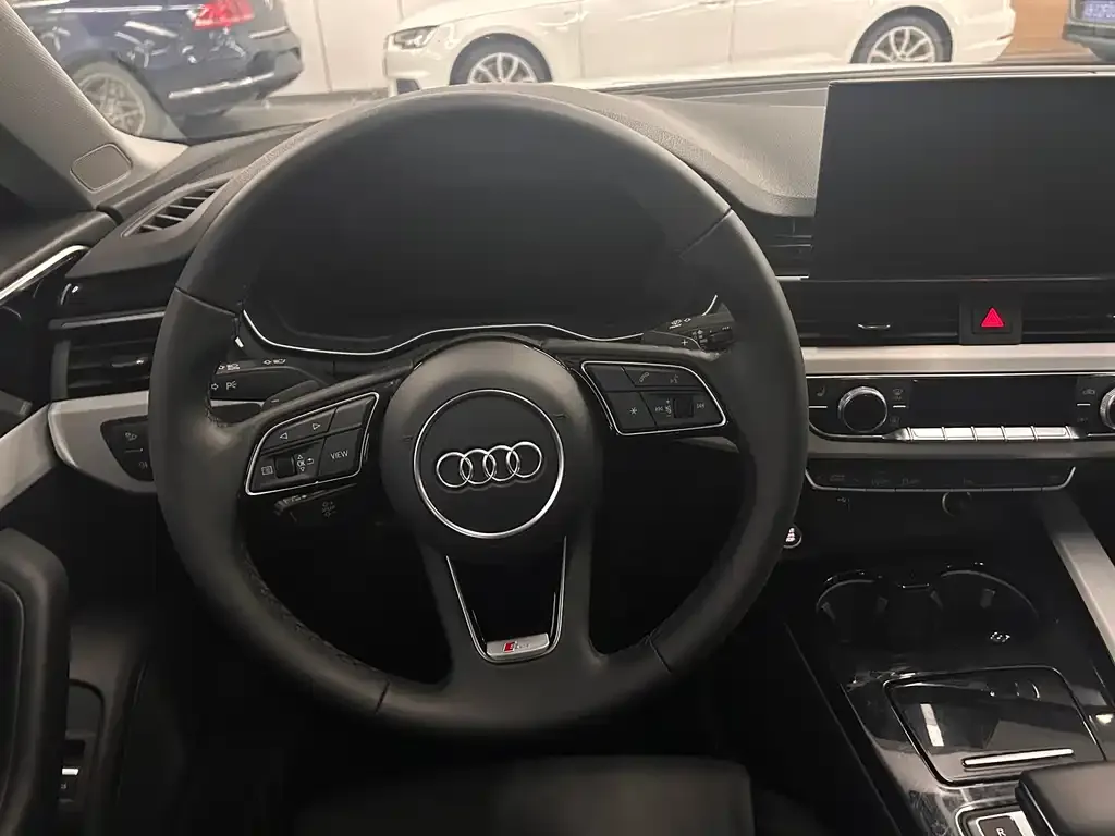 Audi A5 (Import) — фото 2