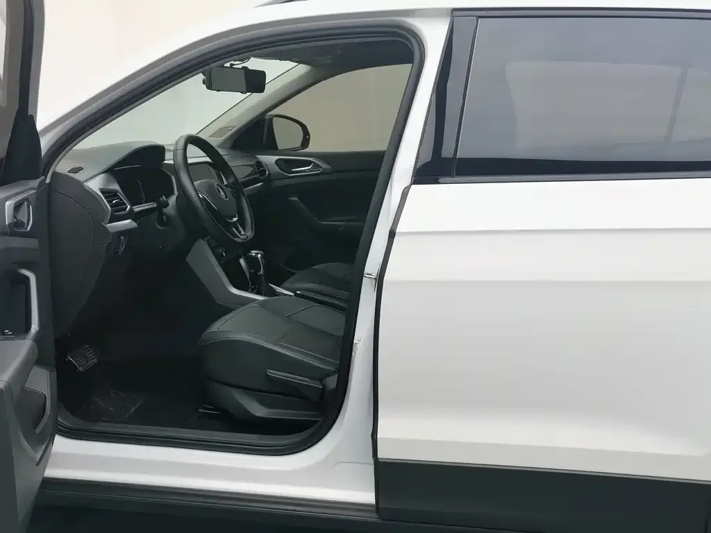 Volkswagen T-Cross — фото 5