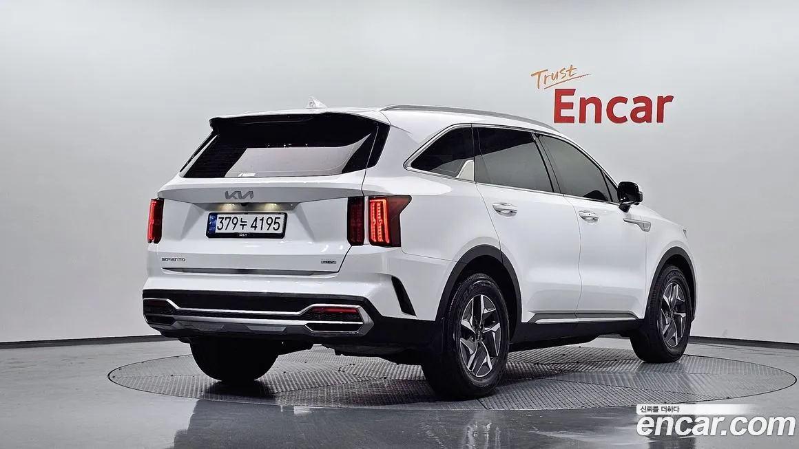 Kia Sorento — фото 7