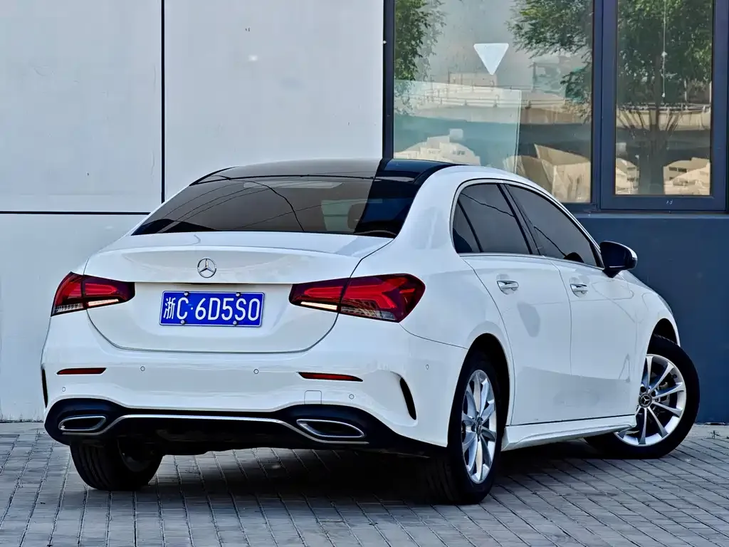 Mercedes-Benz A-Class — фото 10