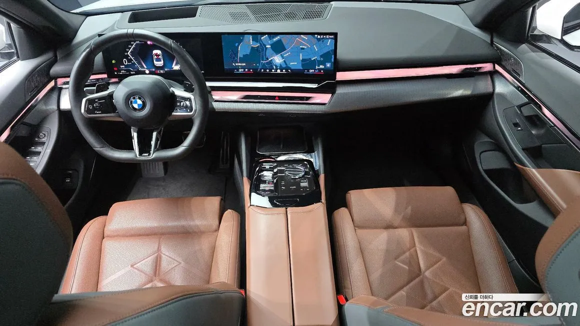 BMW 5-Series 2025 из KR, фото 5