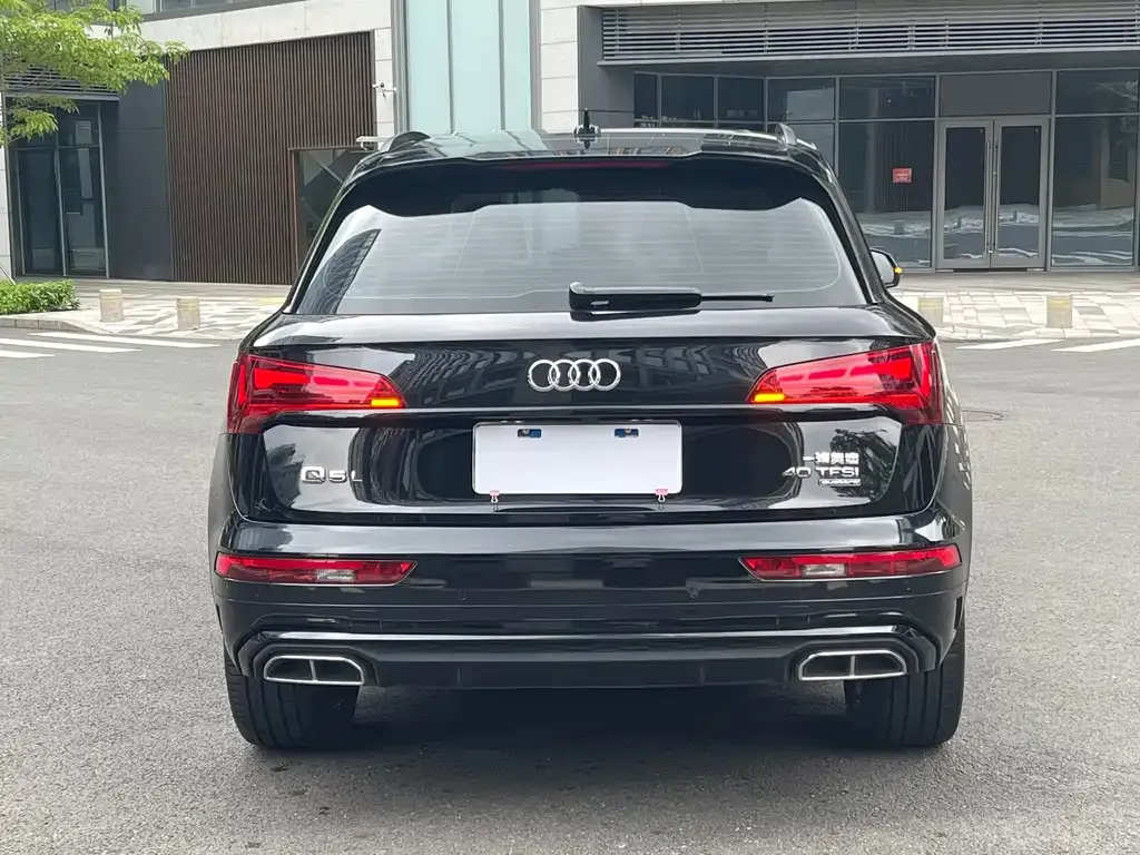 Audi Q5L 2021 из CN, фото 7