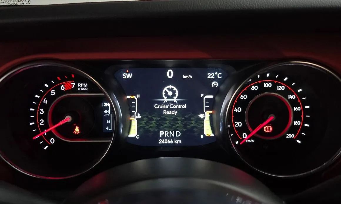 Jeep Wrangler 2021 из KR, фото 5