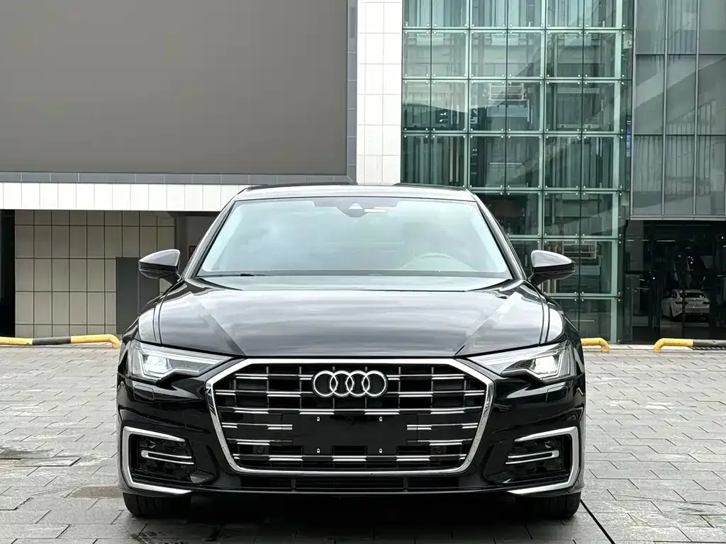 Audi A6L — фото 5