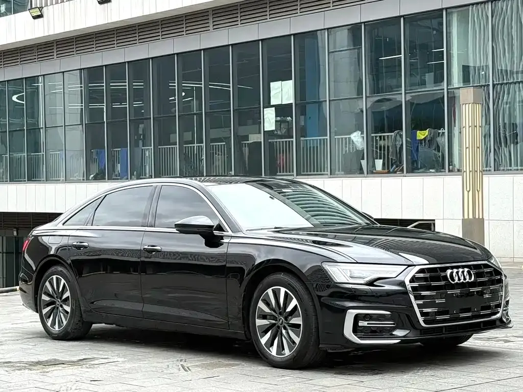 Audi A6L — фото 6