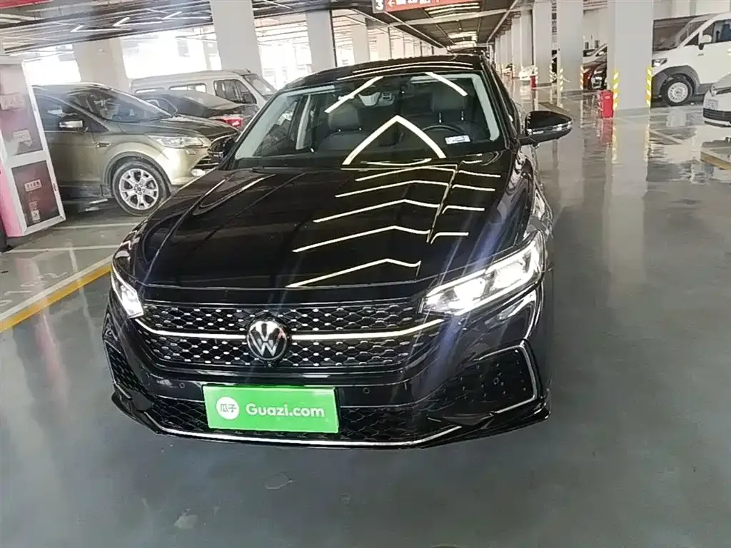 Volkswagen Passat — фото 4