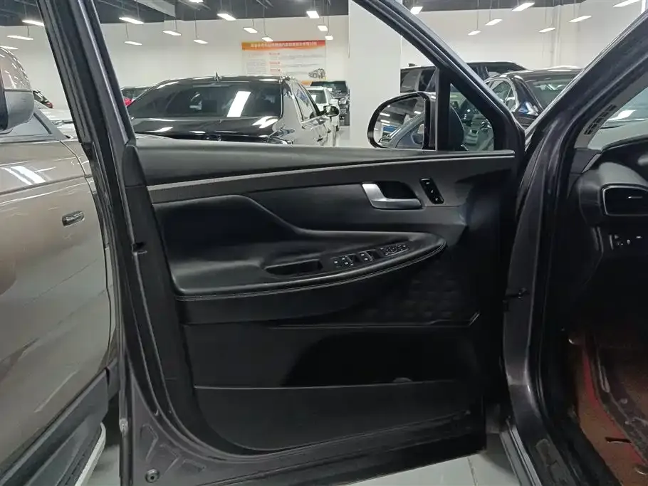 Hyundai Santa Fe 2021 из CN, фото 7