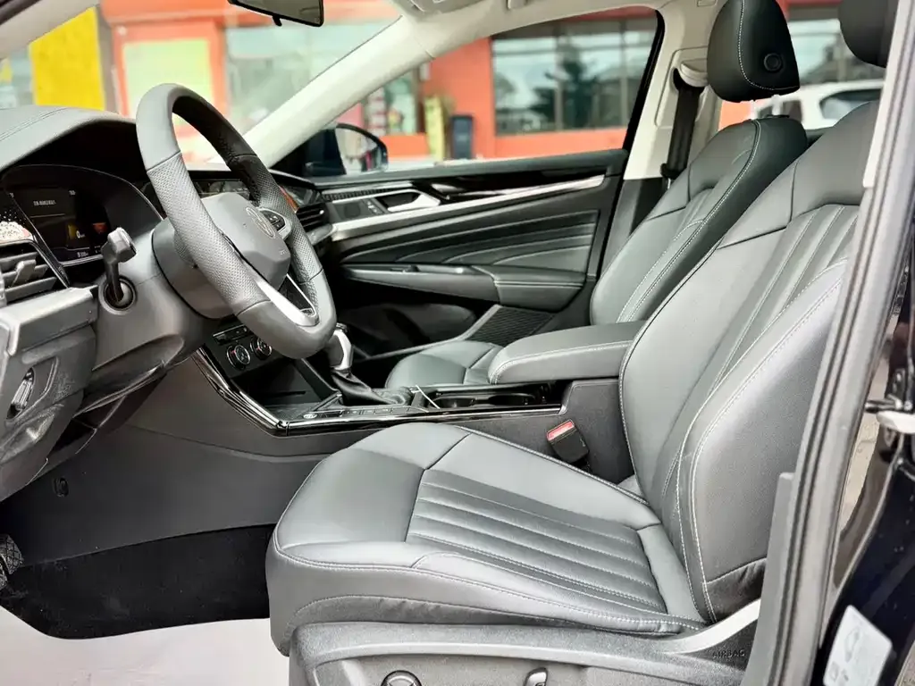 Volkswagen Passat — фото 2