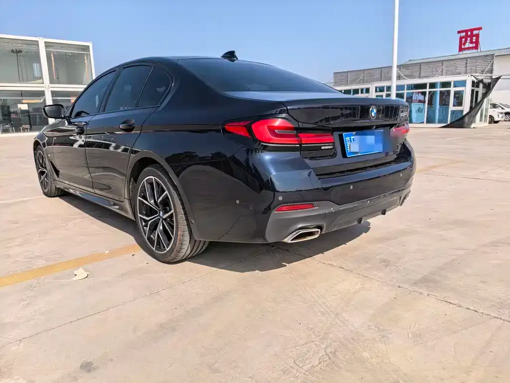 BMW 5 Series (Import) — фото 3