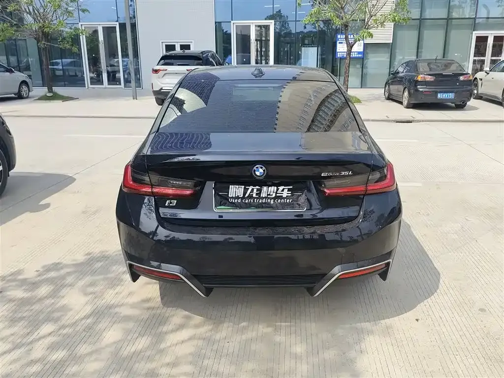 BMW i3 — фото 7