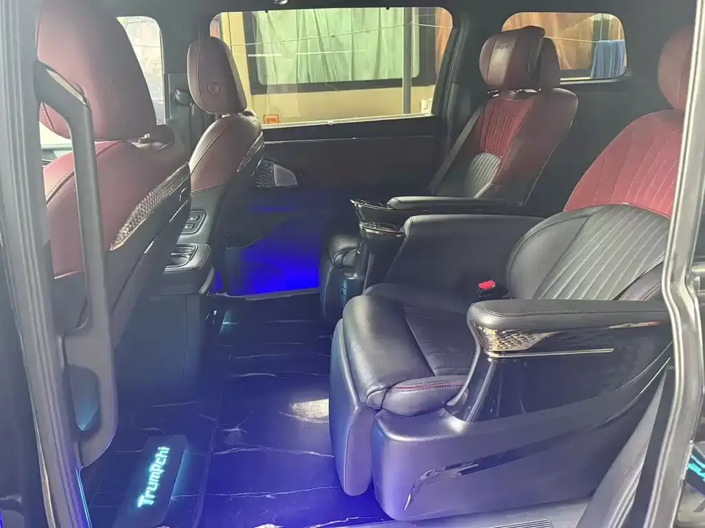 GAC Motor Trumpchi M8 — фото 2
