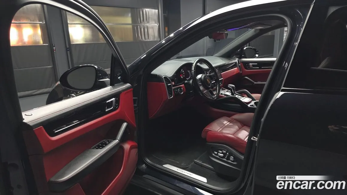 Porsche Cayenne 2021 из KR, фото 2