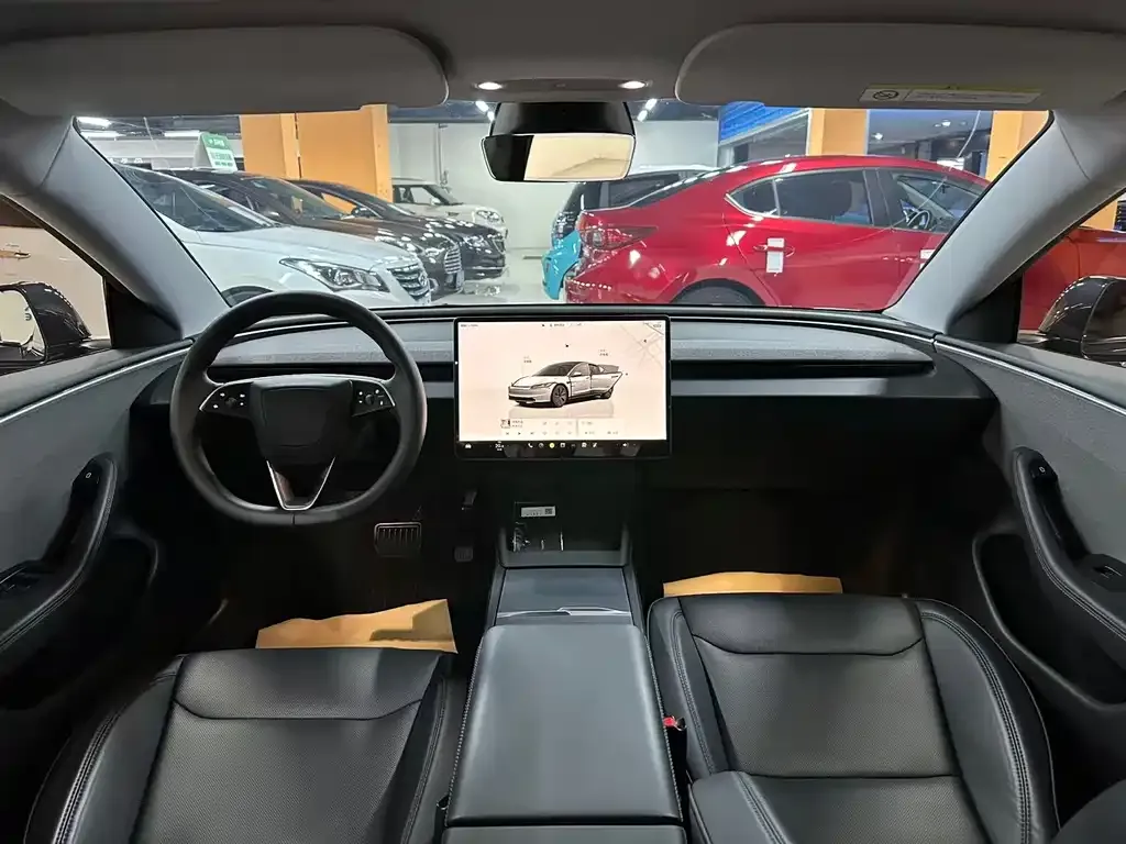 Tesla Model 3 — фото 3