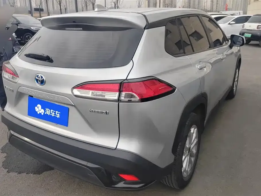 Toyota Frontlander 2023 из CN, фото 3