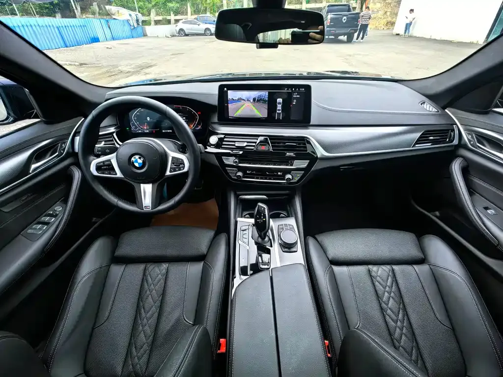 BMW 5 Series (Import) 2021 из CN, фото 3
