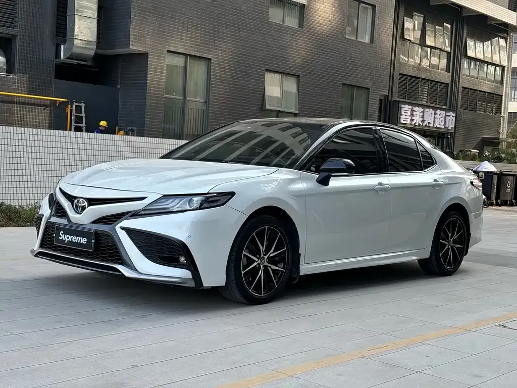 Toyota Camry 2021 из CN, фото 1