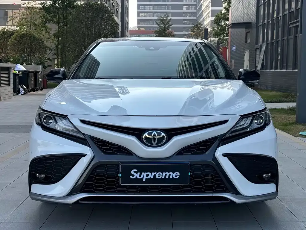 Toyota Camry 2021 из CN, фото 8