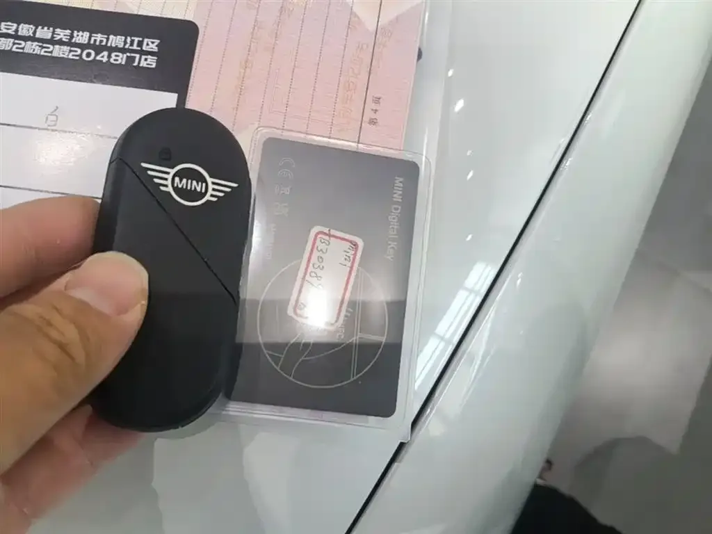 MINI JCW Electric 2025 из CN, фото 10