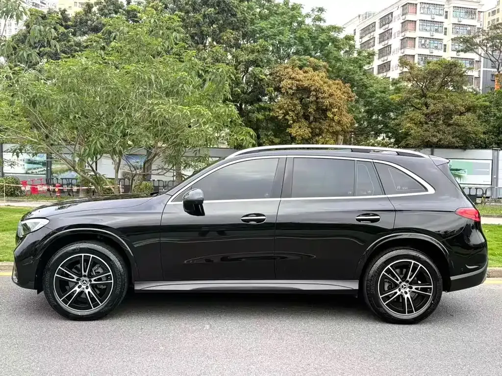 Mercedes-Benz GLC — фото 10