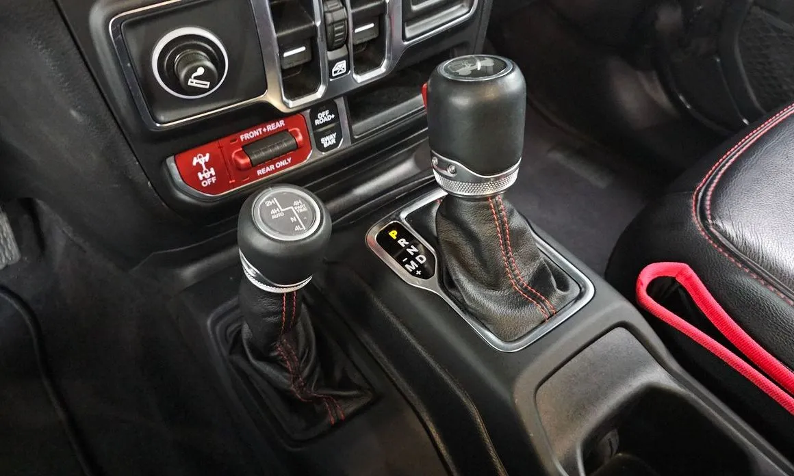 Jeep Wrangler 2021 из KR, фото 9