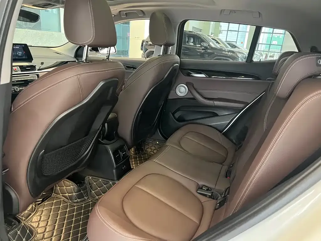 BMW X2 2022 из CN, фото 5