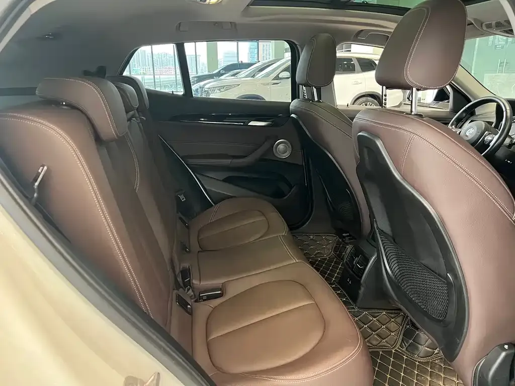 BMW X2 2022 из CN, фото 6