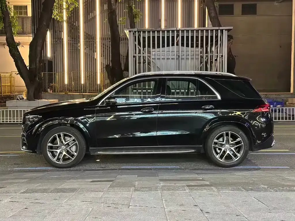 Mercedes-Benz GLE AMG — фото 4