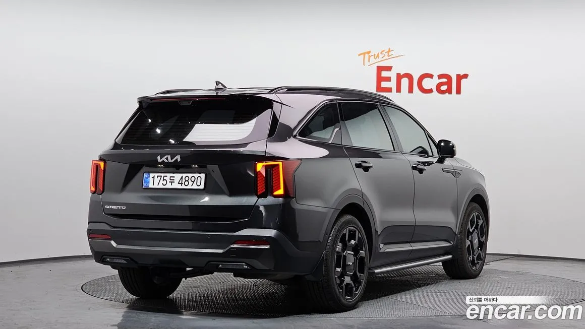 Kia Sorento — фото 4