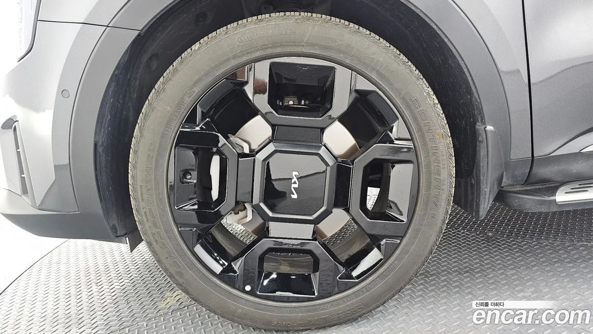 Kia Sorento — фото 7