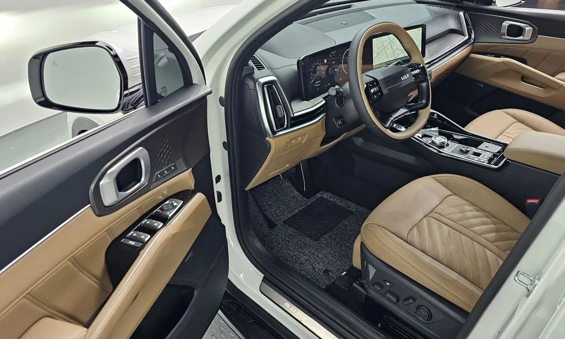 Kia Sorento — фото 9