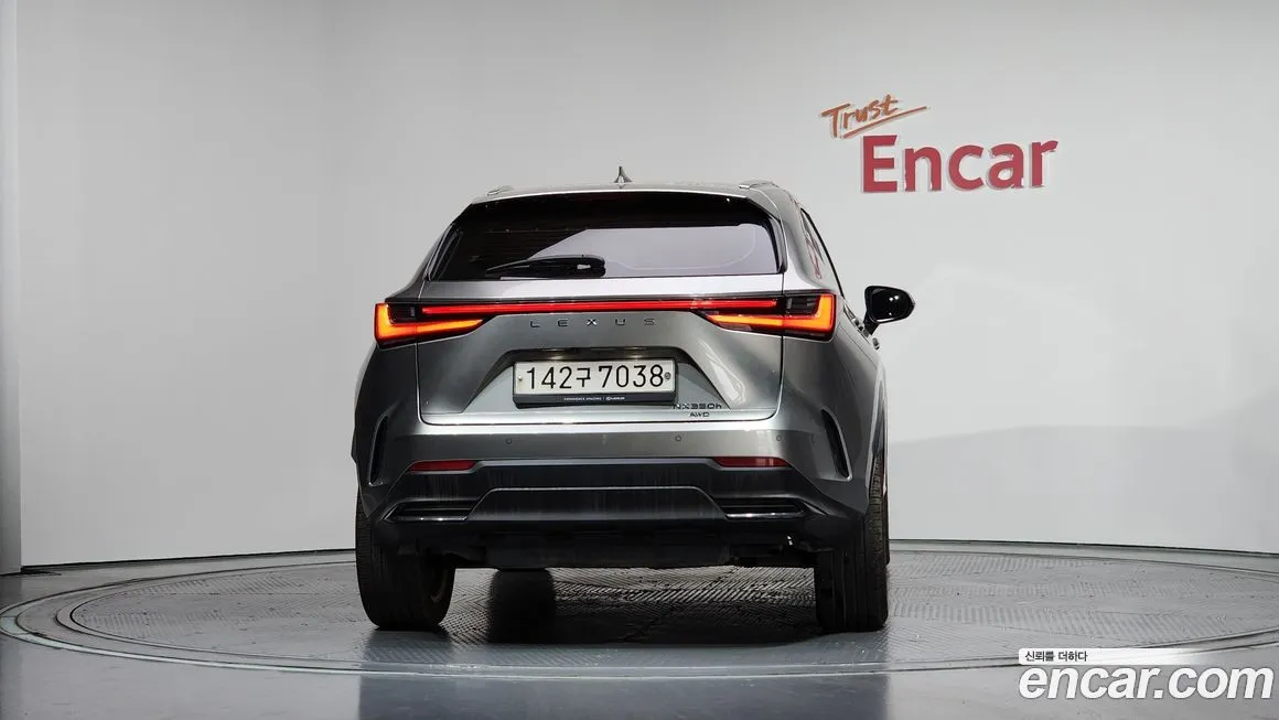 Lexus NX 2023 из KR, фото 2