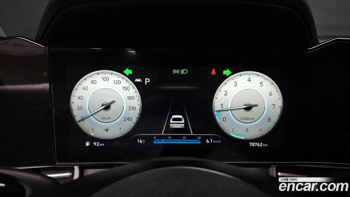 Hyundai AVANTE 2021 из KR, фото 3