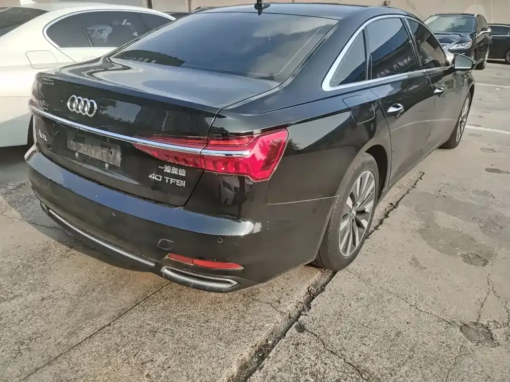 Audi A6L 2021 из CN, фото 8