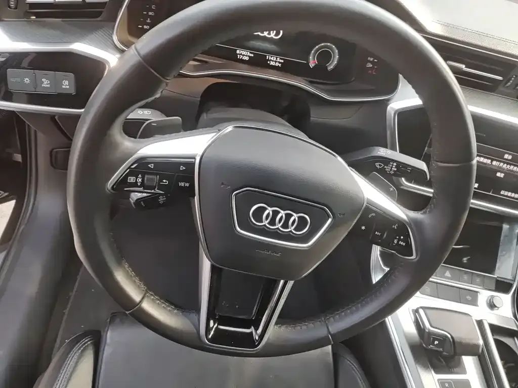 Audi A6L 2021 из CN, фото 7