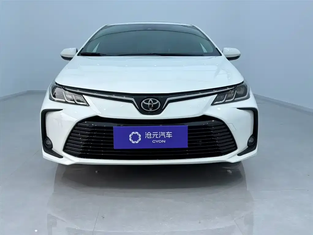Toyota Corolla — фото 4